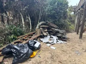 Deck Wood Removal Service in Emerald Isle